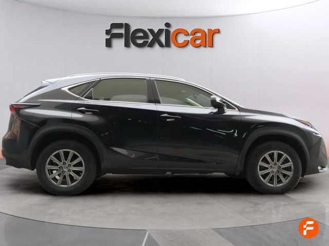 Foto 5 Lexus NX 300h Business 2WD 145 kW (197 CV)