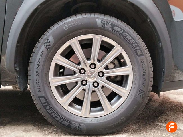 Foto 22 Lexus NX 300h Business 2WD 145 kW (197 CV)