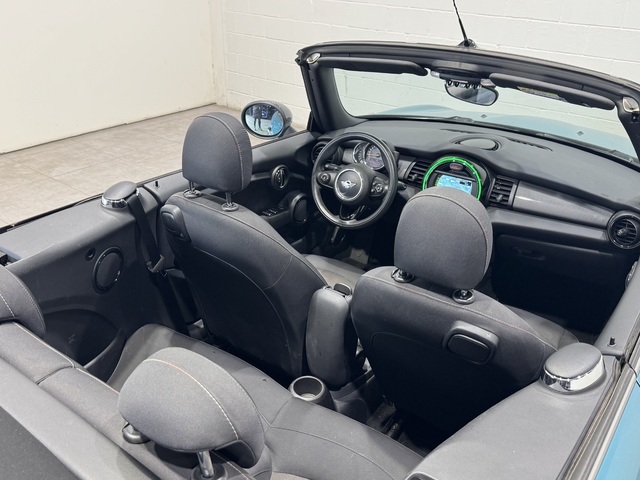fotoG 20 del MINI MINI Cabrio Cooper 100 kW (136 CV) 136cv Gasolina del 2017 en Barcelona