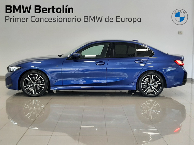 BMW Serie 3 318d color Azul. Año 2024. 110KW(150CV). Diésel. En concesionario Automoviles Bertolin, S.L. de Valencia