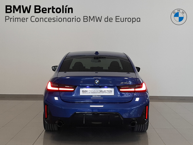 BMW Serie 3 318d color Azul. Año 2024. 110KW(150CV). Diésel. En concesionario Automoviles Bertolin, S.L. de Valencia