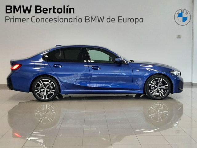 BMW Serie 3 318d color Azul. Año 2024. 110KW(150CV). Diésel. En concesionario Automoviles Bertolin, S.L. de Valencia