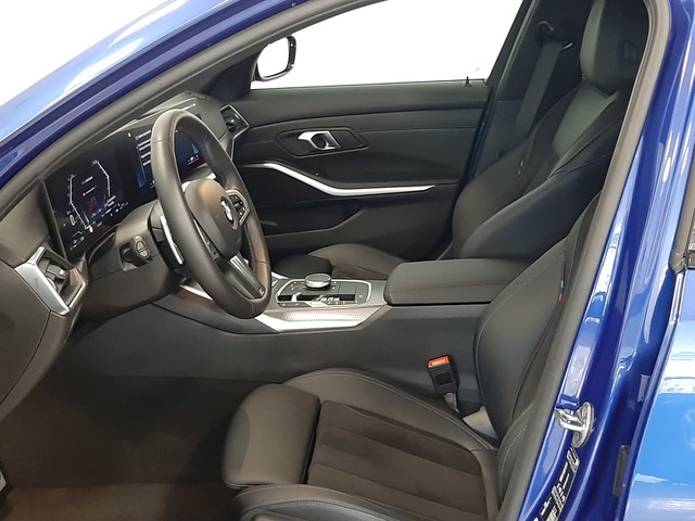 BMW Serie 3 318d color Azul. Año 2024. 110KW(150CV). Diésel. En concesionario Automoviles Bertolin, S.L. de Valencia