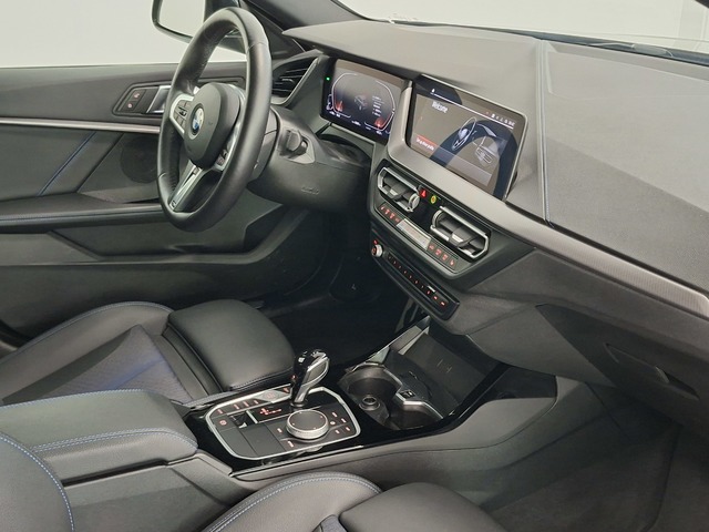 BMW Serie 2 220d Gran Coupe color Negro. Año 2024. 140KW(190CV). Diésel. En concesionario Automoviles Bertolin, S.L. de Valencia