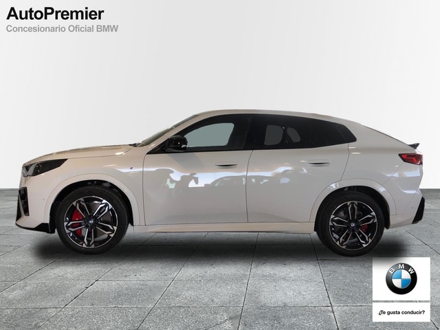 BMW X2 M35i color Blanco. Año 2025. 221KW(300CV). Gasolina. En concesionario Auto Premier, S.A. - MADRID de Madrid