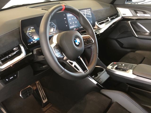 BMW X2 M35i color Blanco. Año 2025. 221KW(300CV). Gasolina. En concesionario Auto Premier, S.A. - MADRID de Madrid