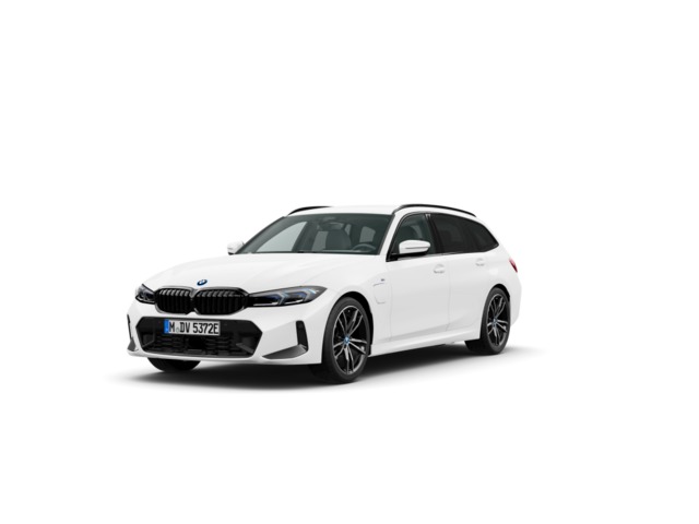BMW Serie 3 330e Touring color Blanco. Año 2024. 215KW(292CV). Híbrido Electro/Gasolina. En concesionario Carteya Motor | Campo de Gibraltar de Cádiz