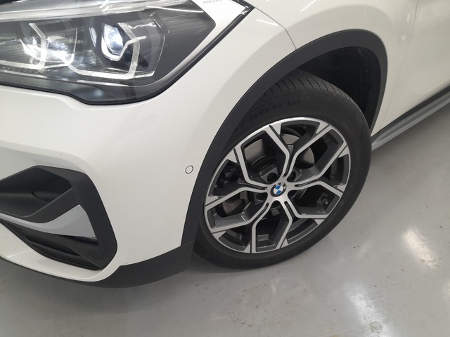 BMW X1 xDrive20d color Blanco. Año 2021. 140KW(190CV). Diésel. En concesionario Cabrero Motorsport de Huesca