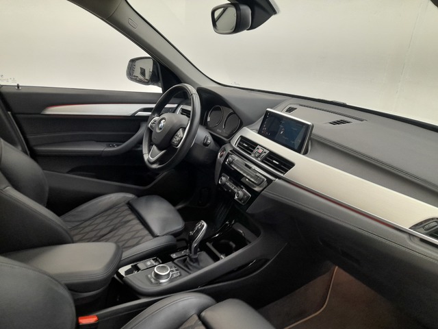 BMW X1 xDrive20d color Blanco. Año 2021. 140KW(190CV). Diésel. En concesionario Cabrero Motorsport de Huesca