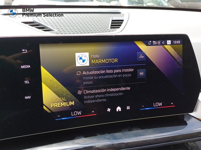 BMW iX1 eDrive20 color Azul. Año 2025. 150KW(204CV). Eléctrico. En concesionario Marmotor de Las Palmas