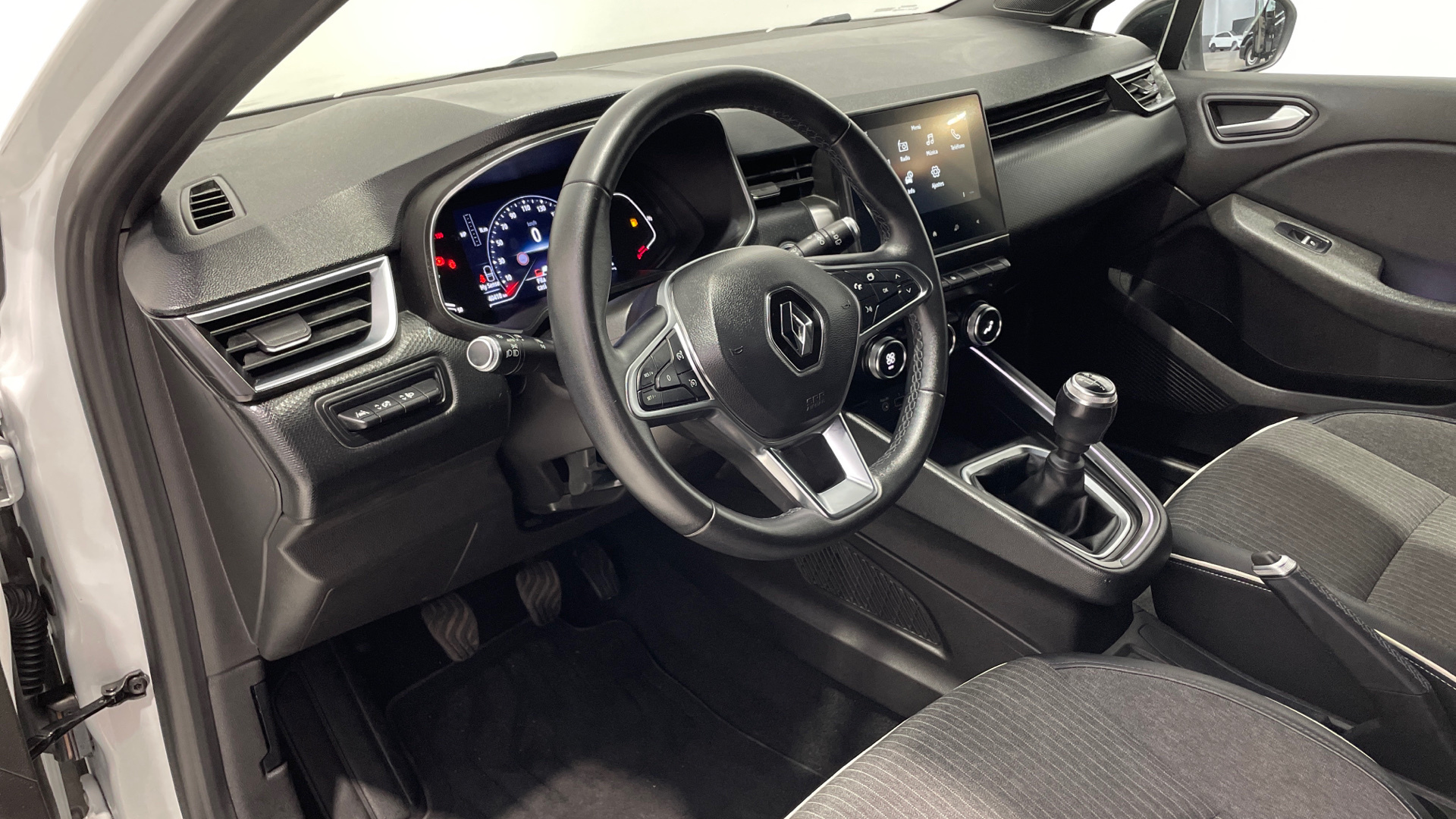 Renault Clio TCe 90 - 8