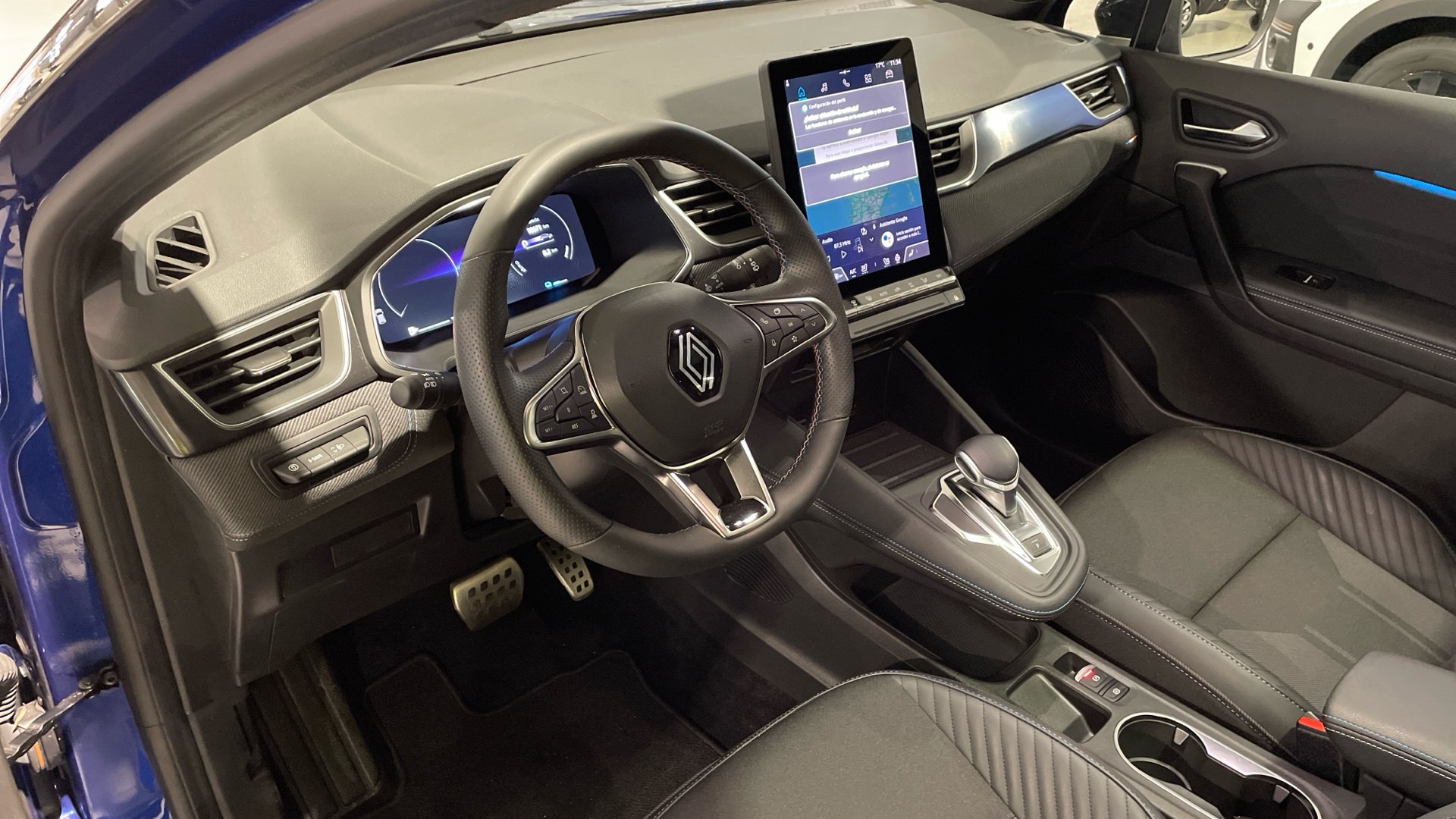 Renault Captur E-Tech 145 - 8