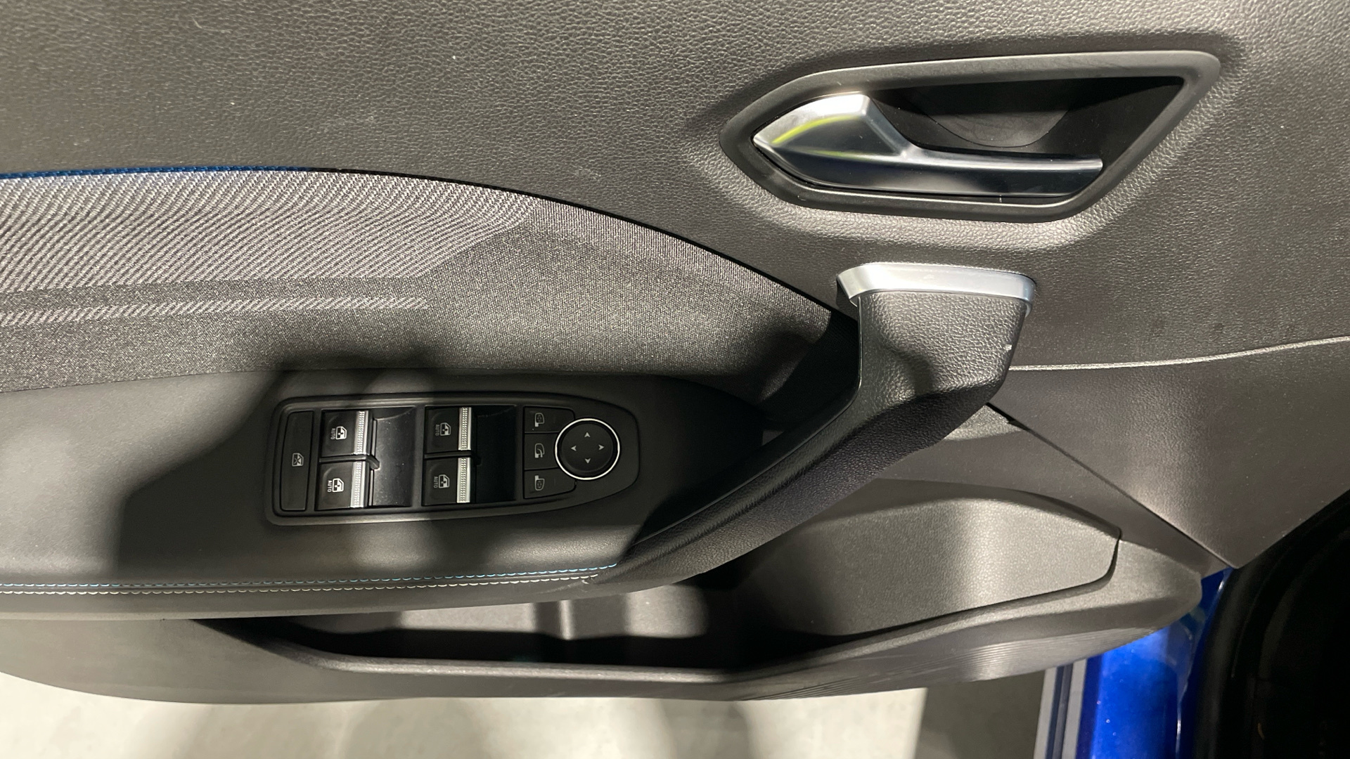 Renault Captur E-Tech 145 - 9