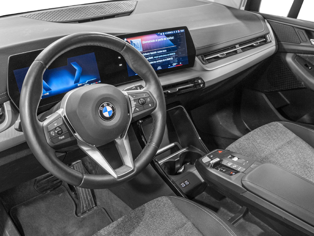 BMW Serie 2 218d Active Tourer color Blanco. Año 2023. 110KW(150CV). Diésel. En concesionario Caetano Cuzco, Alcalá de Madrid