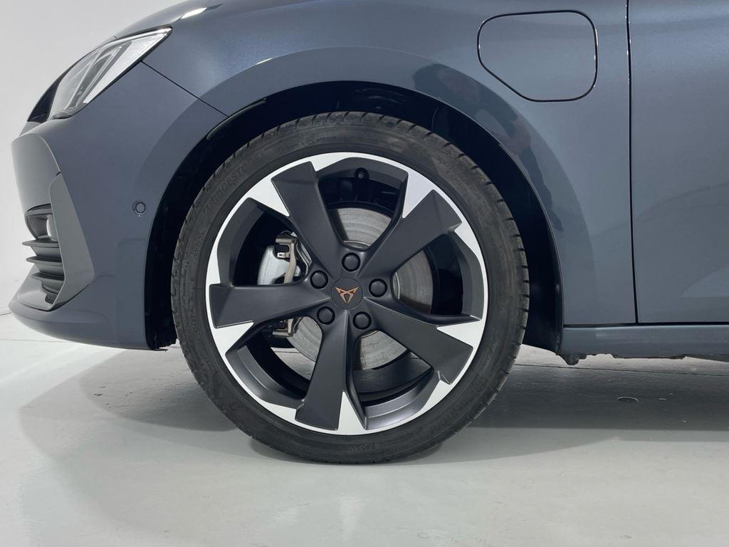 CUPRA León 1.4 e-Hybrid - 8