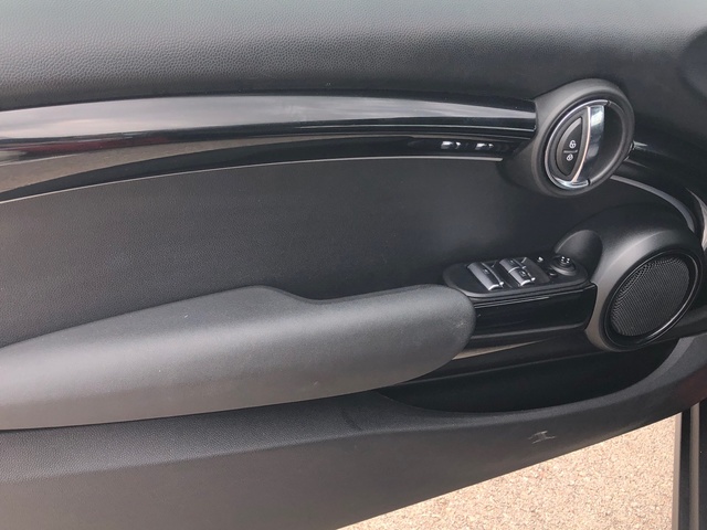 fotoG 11 del MINI MINI Cabrio Cooper 100 kW (136 CV) 136cv Gasolina del 2023 en Baleares