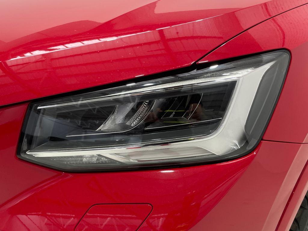 Audi Q2 35 TDI - 17