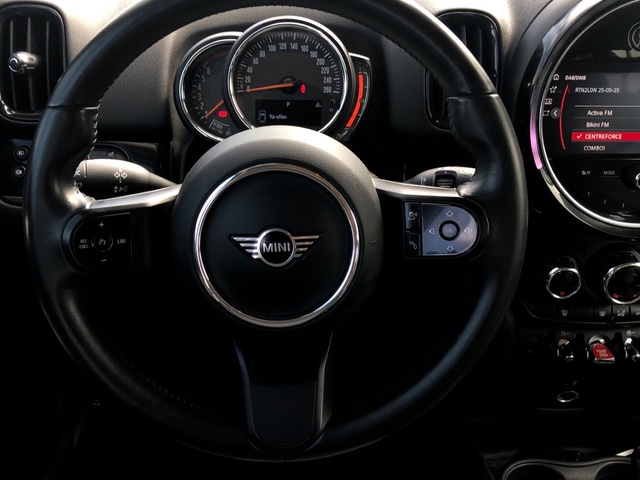 fotoG 12 del MINI MINI Countryman Cooper 100 kW (136 CV) 136cv Gasolina del 2023 en Baleares