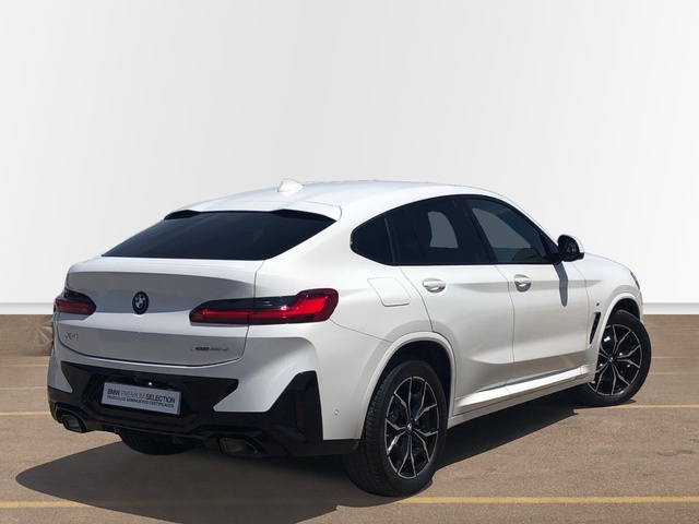 BMW X4 xDrive20d color Blanco. Año 2023. 140KW(190CV). Diésel. En concesionario Proa Premium Palma de Baleares