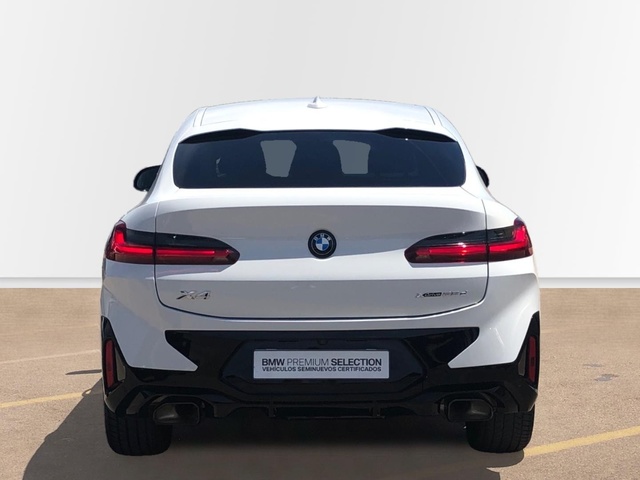 BMW X4 xDrive20d color Blanco. Año 2023. 140KW(190CV). Diésel. En concesionario Proa Premium Palma de Baleares