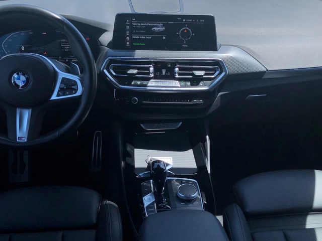BMW X4 xDrive20d color Blanco. Año 2023. 140KW(190CV). Diésel. En concesionario Proa Premium Palma de Baleares