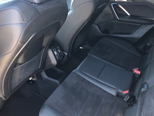 BMW X1 sDrive18i color Negro. Año 2023. 100KW(136CV). Gasolina. En concesionario Proa Premium Palma de Baleares