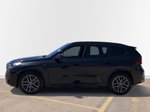 Fotos de BMW X1 sDrive18i color Negro. Año 2023. 100KW(136CV). Gasolina. En concesionario Proa Premium Palma de Baleares