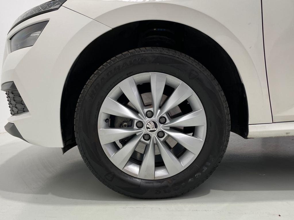 Skoda Kamiq 1.0 TSI - 8