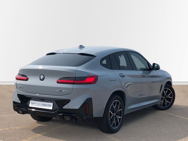 BMW X4 xDrive20d color Gris. Año 2023. 140KW(190CV). Diésel. En concesionario Proa Premium Palma de Baleares