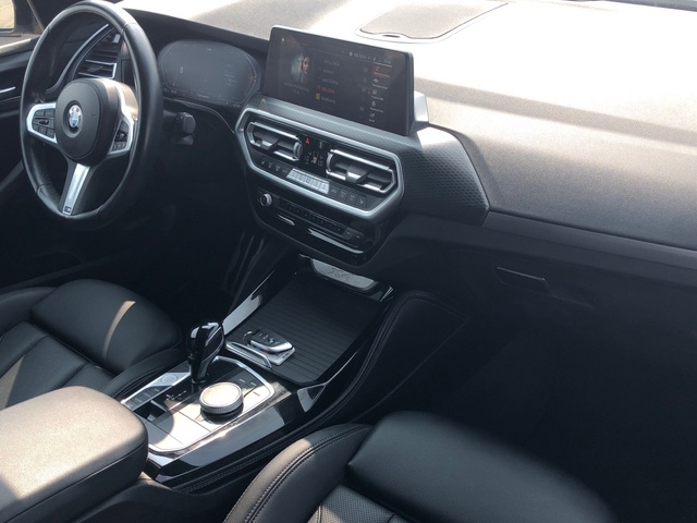 BMW X4 xDrive20d color Gris. Año 2023. 140KW(190CV). Diésel. En concesionario Proa Premium Palma de Baleares