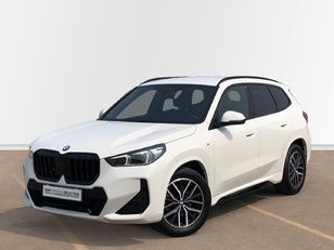Fotos de BMW X1 sDrive18d color Blanco. Año 2023. 110KW(150CV). Diésel. En concesionario Proa Premium Palma de Baleares
