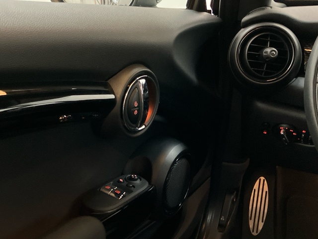 fotoG 11 del MINI MINI 3 Puertas John Cooper Works 170 kW (231 CV) 231cv Gasolina del 2019 en Baleares