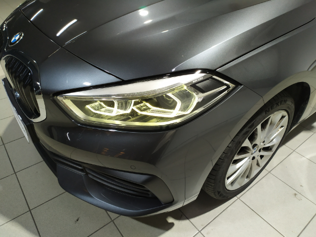 BMW Serie 1 118d color Gris. Año 2021. 110KW(150CV). Diésel. En concesionario Hispamovil Elche de Alicante