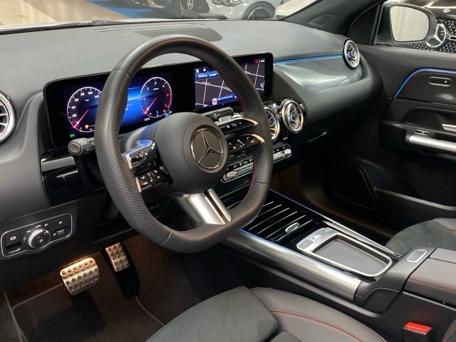 Mercedes-Benz GLA 200 D - 6