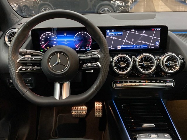 Mercedes-Benz GLA 200 D - 8