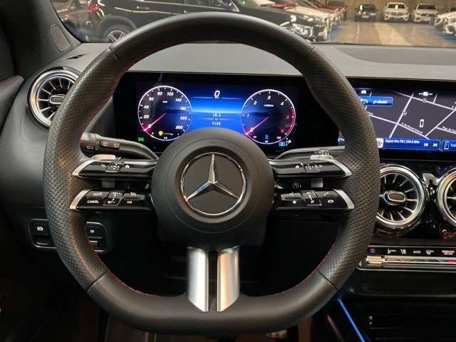 Mercedes-Benz GLA 200 D - 9