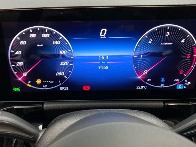 Mercedes-Benz GLA 200 D - 15