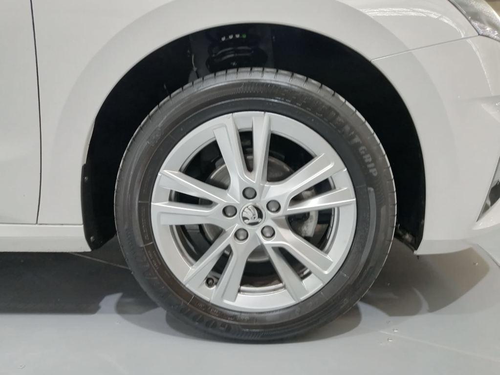 1.0 MPI Selection 59 kW (80 CV)