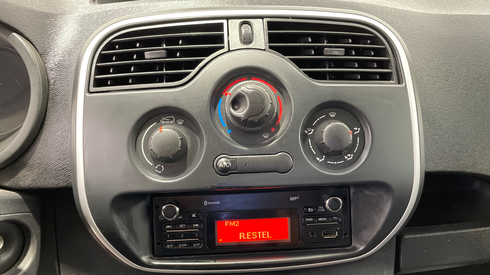 Renault Kangoo Furgon dCi 90 - 16