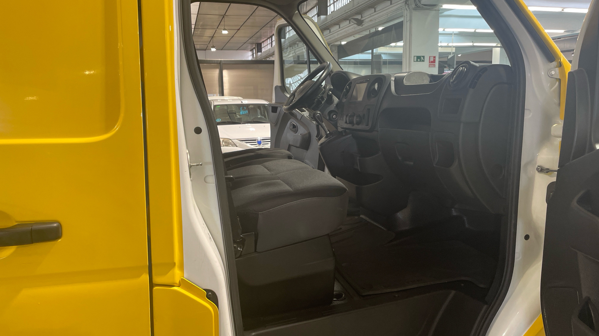 Renault Master Furgon dCi 170 - 13