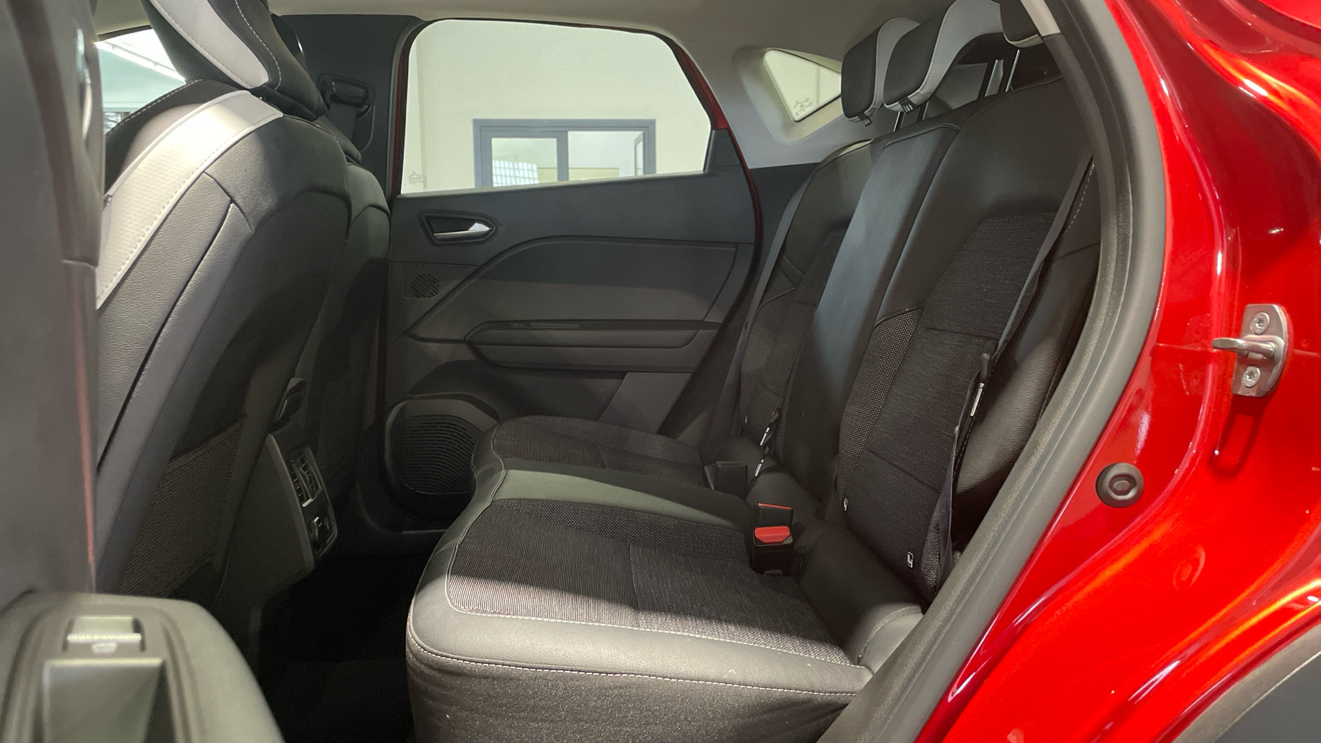 Renault Captur TCe 90 - 12