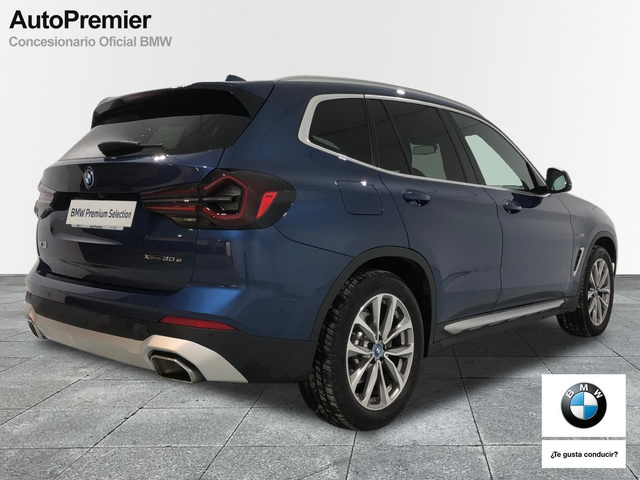 BMW X3 xDrive30e color Azul. Año 2022. 215KW(292CV). Híbrido Electro/Gasolina. En concesionario Auto Premier, S.A. - ALCALÁ DE HENARES de Madrid