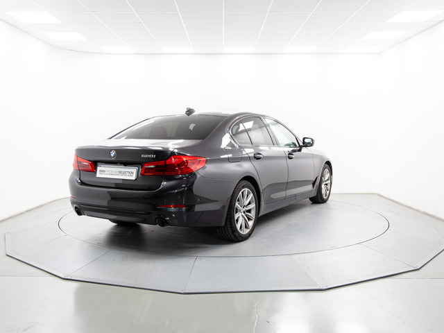 BMW Serie 5 520i color Gris. Año 2020. 135KW(184CV). Gasolina. En concesionario Móvil Begar Alicante de Alicante