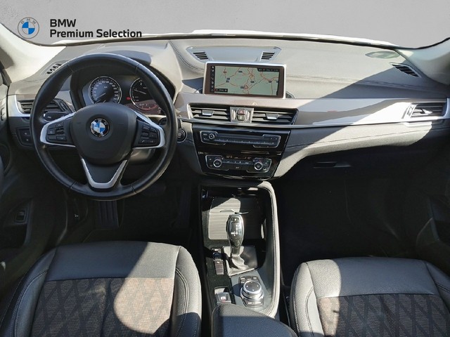 BMW X1 sDrive18d color Blanco. Año 2019. 110KW(150CV). Diésel. En concesionario Adler Motor S.L. TOLEDO de Toledo