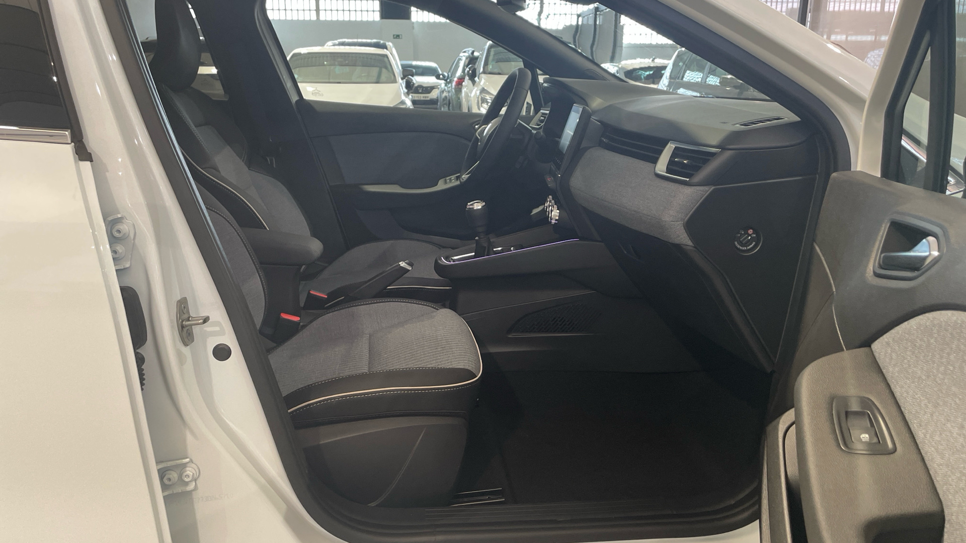 Renault Clio TCe 90 - 13