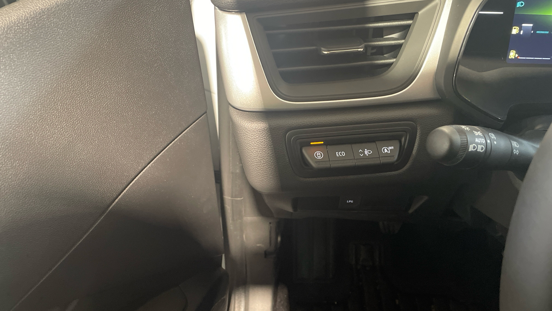 Renault Captur Eco-G 100 - 22