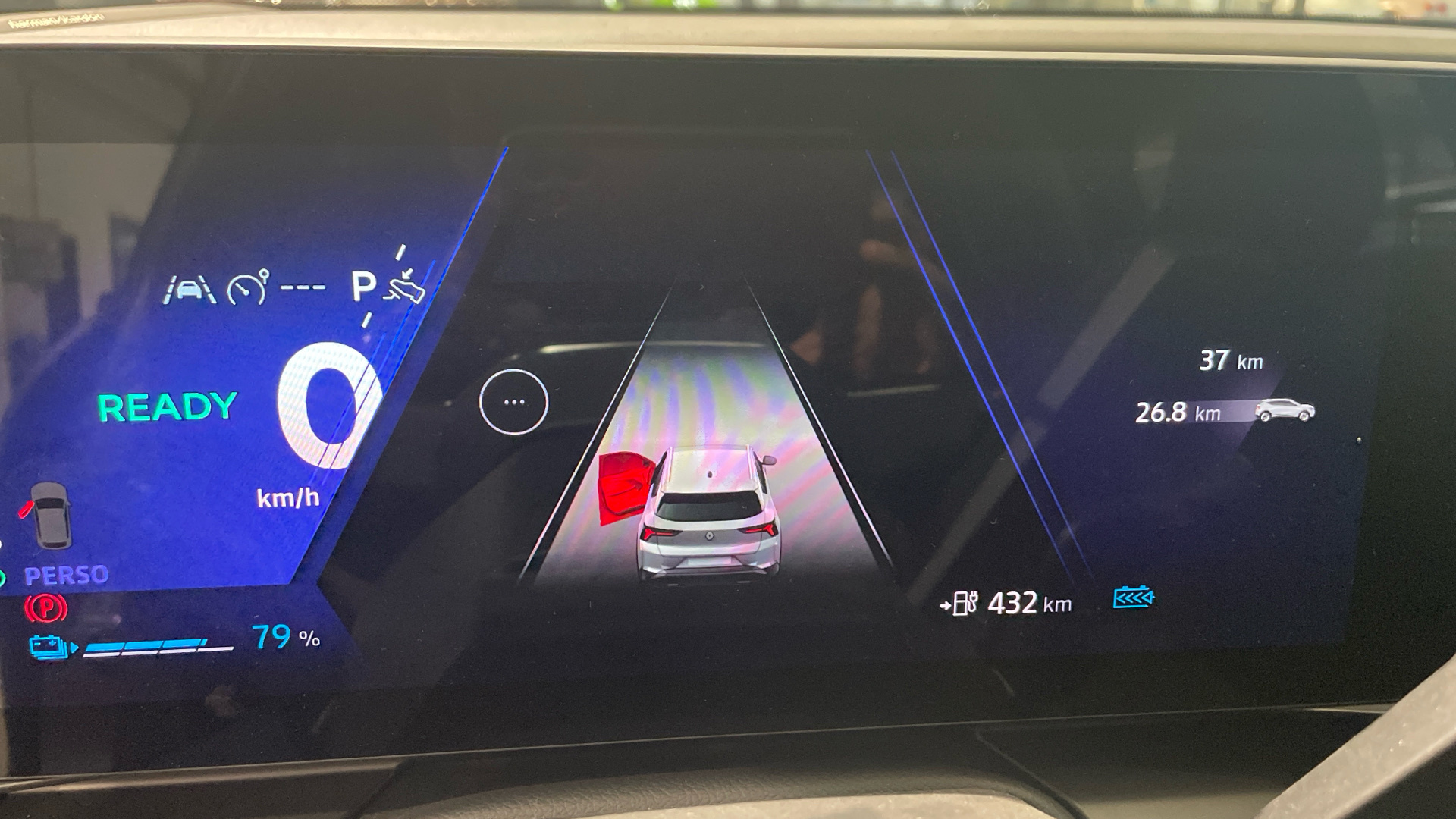 Renault Scenic E-Tech 218 - 6
