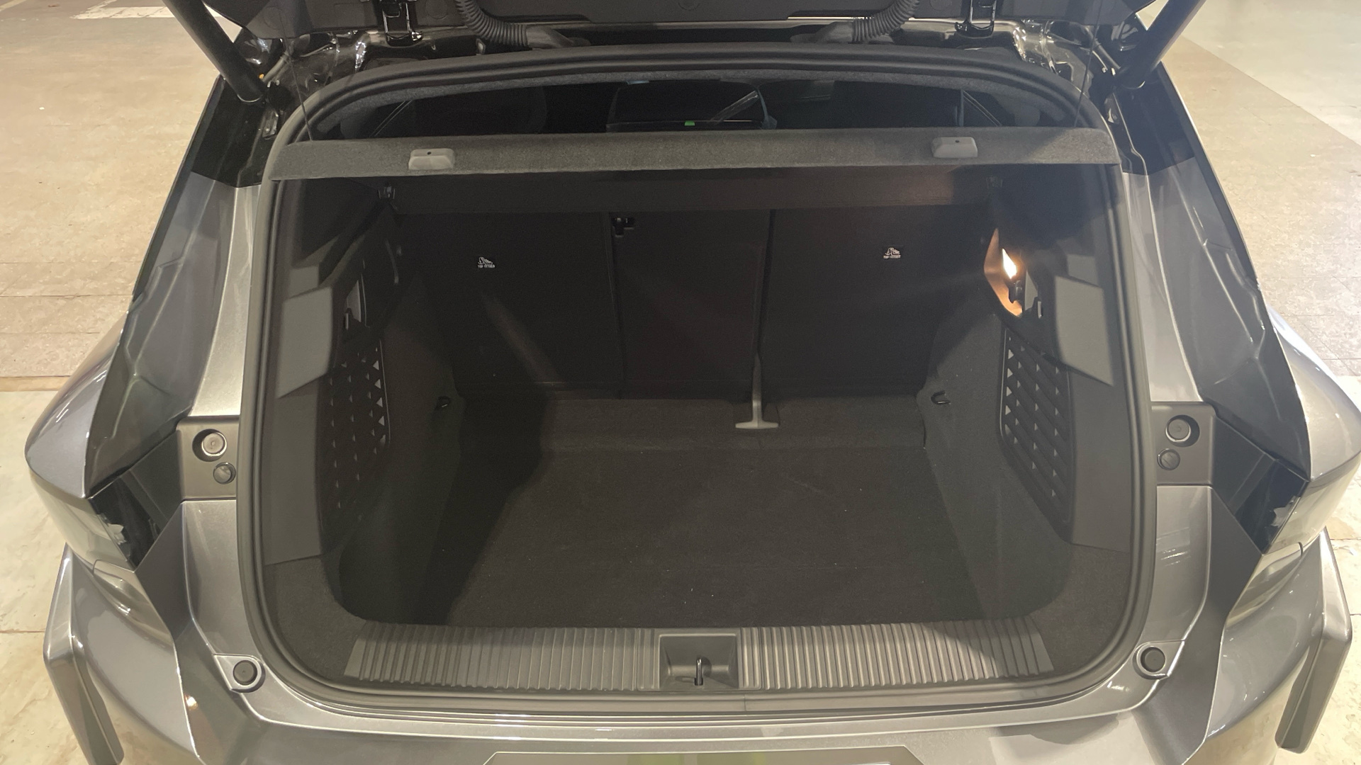 Renault Scenic E-Tech 218 - 10