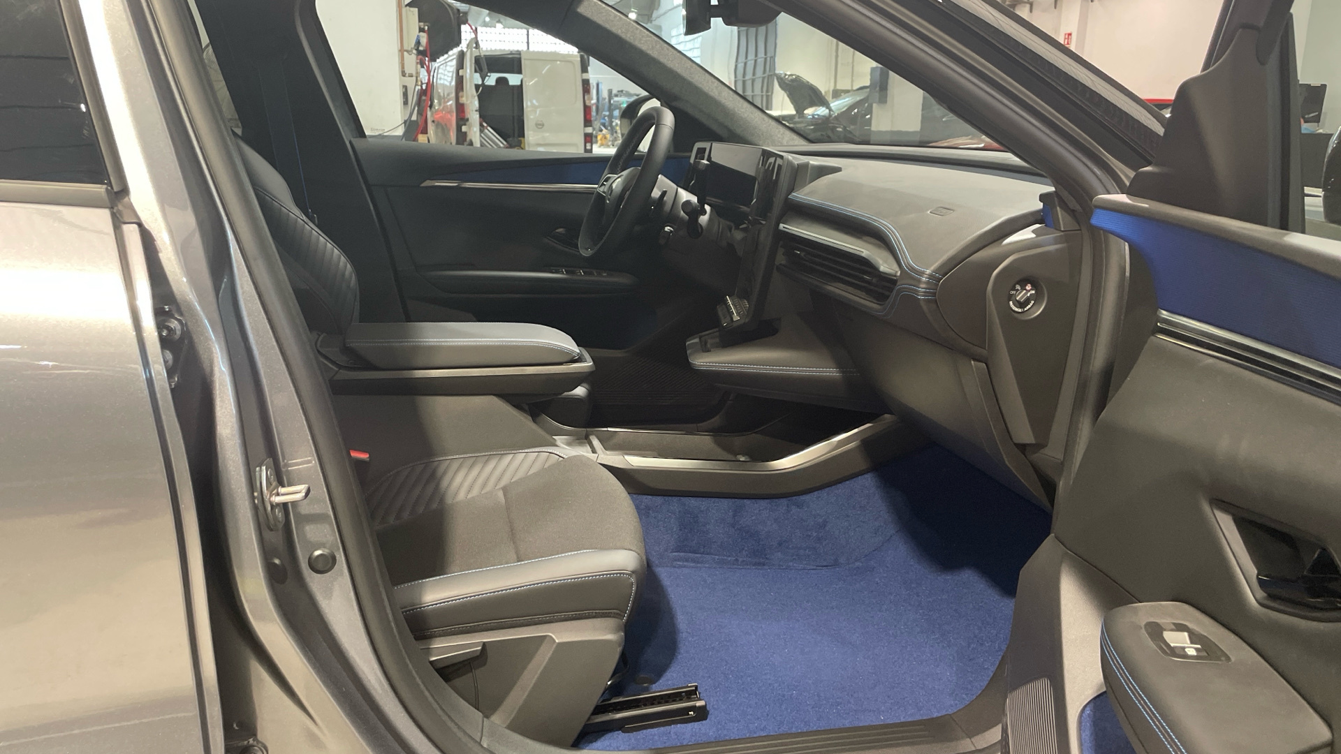 Renault Scenic E-Tech 218 - 13