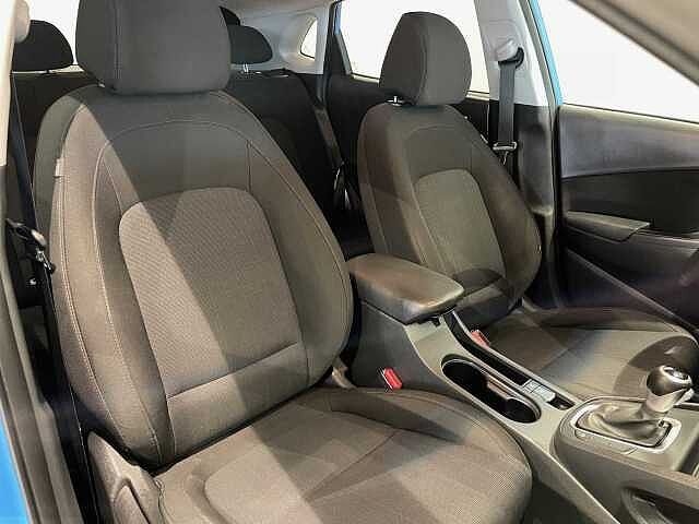 Hyundai Kona 1.6 GDI HEV - 10